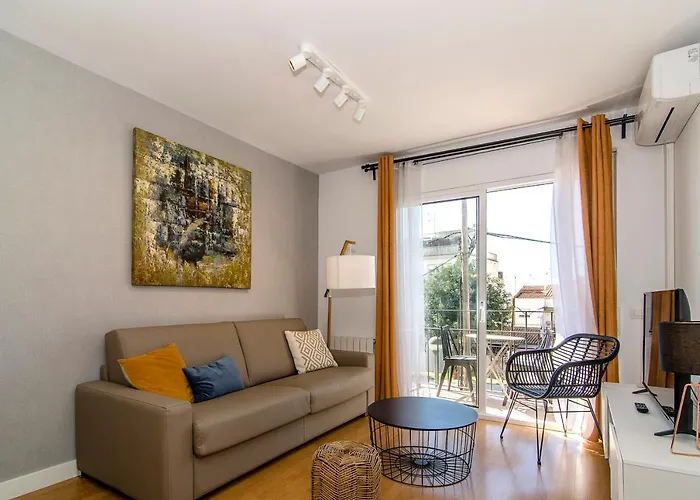 Apartment Spaces Terrace Apartment- 1 Bedroom, 1bathroom, Huge Terrace Sitges